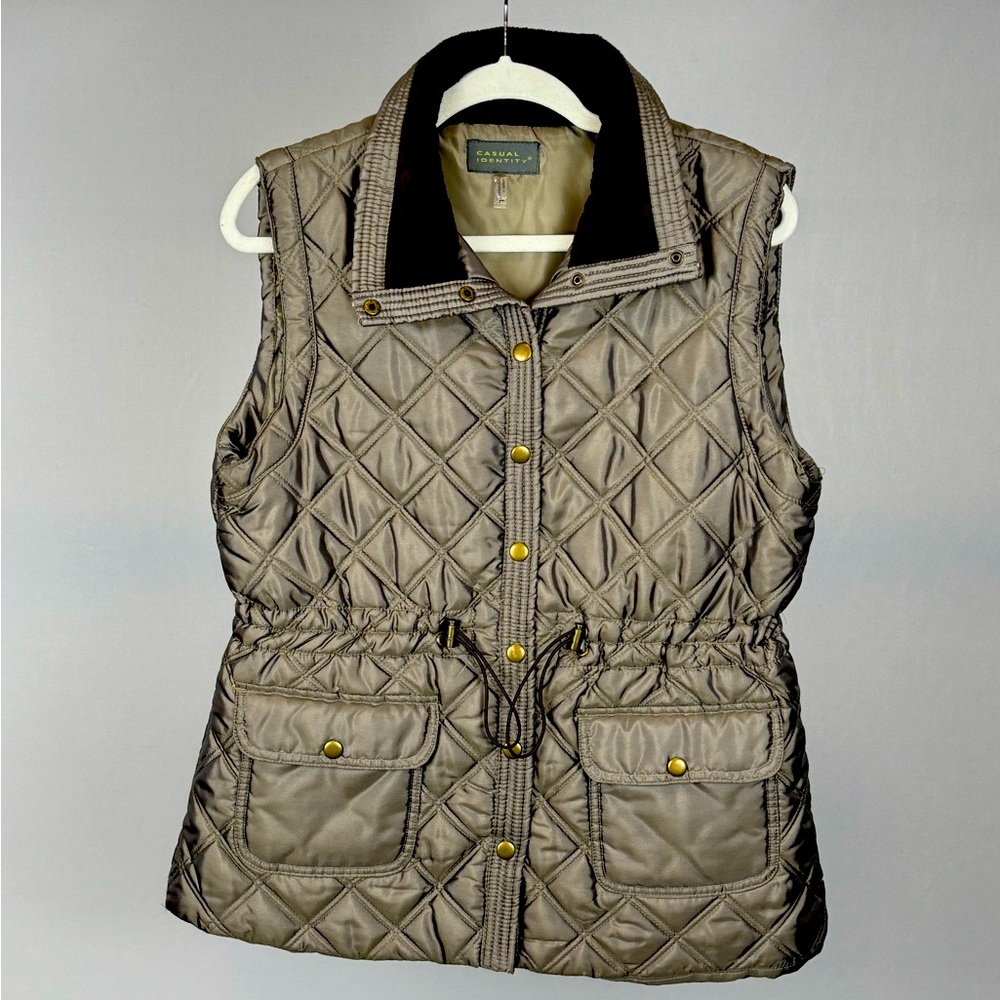 GREENISH GREY VEST WITH BROWN FUR